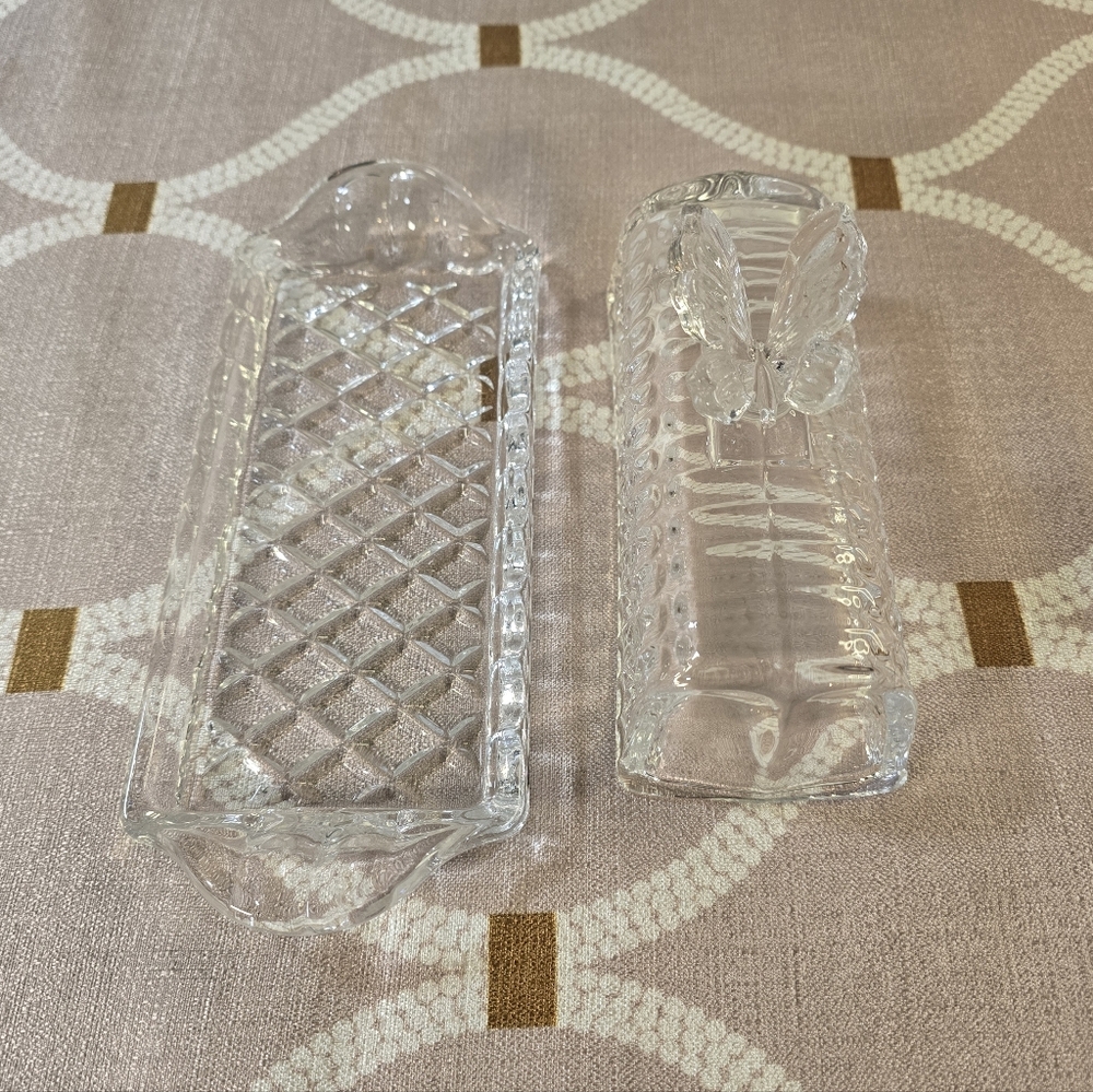Vintage Clear Crystal Glass Butter Dish with Butterfly Handle on Lid - Picture 8 of 12